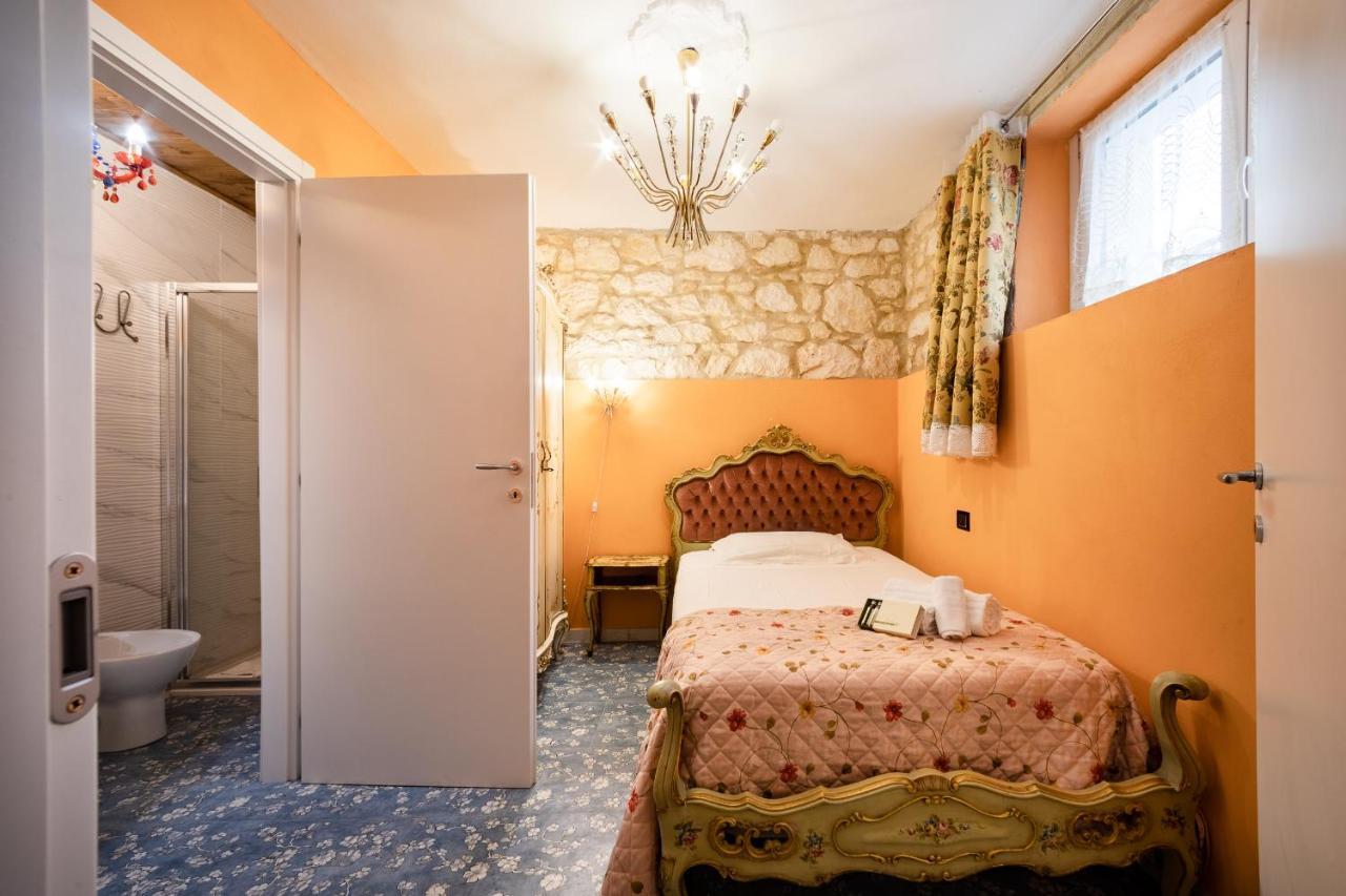 Le Stanze Di Villa Angelina - Pet Friendly Verona Eksteriør billede